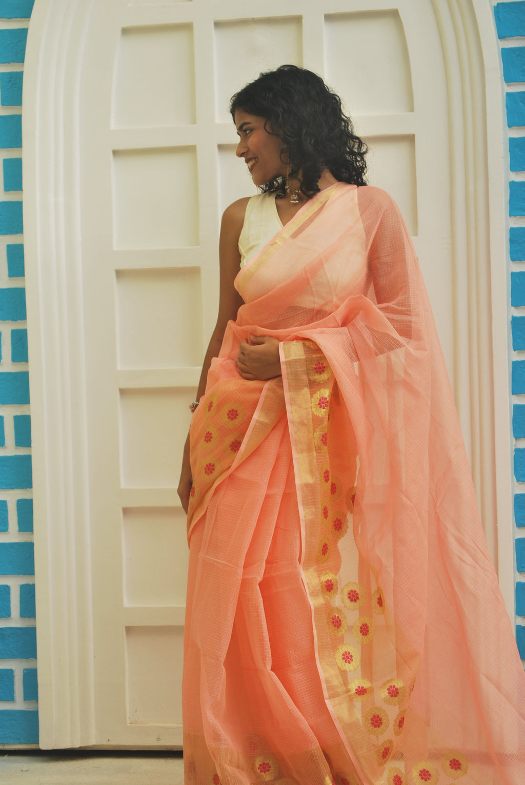 Peach Zari Border Woven Kota & Chiniya Blouse Ensemble