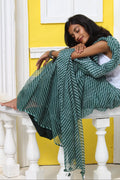 Teal White Leheriya saree & Jamdhani Blouse Ensemble